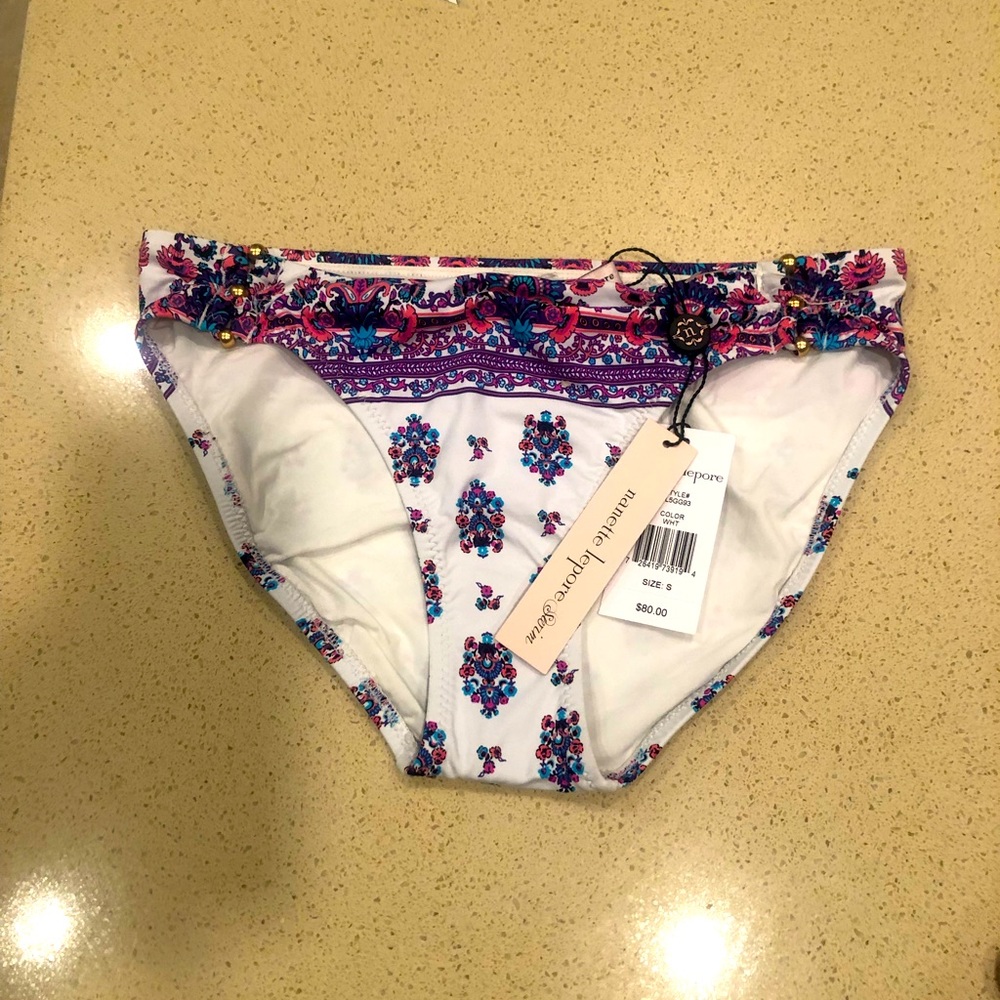 NWT Súper Cute Nanette Lepore bikini bottom size6